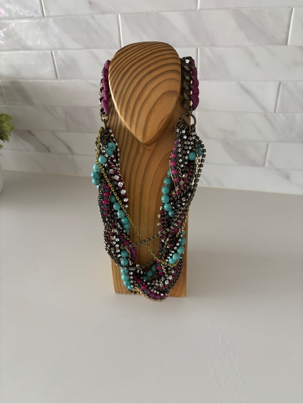 Stella & Dot Retired Magenta and Turquoise Statement Necklace -Women Jewelry